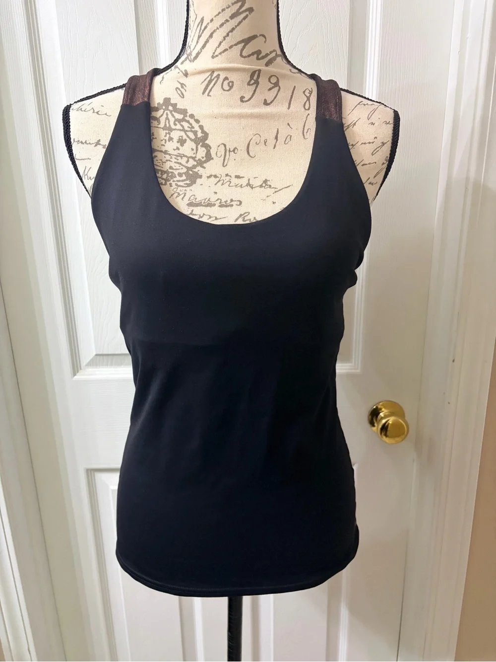 Alo Yoga Venture Tank Top With Built In Bra And Copper Metallic Racerback Straps